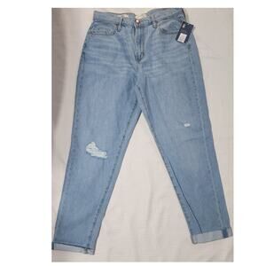 Universal thread boyfriend jeans size 2 W30'' x L38'